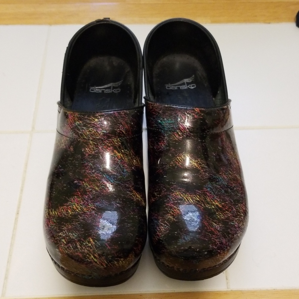 Clogs